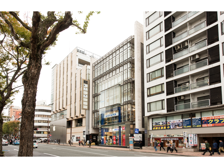 洋服の青山 天神国体道路店の写真20